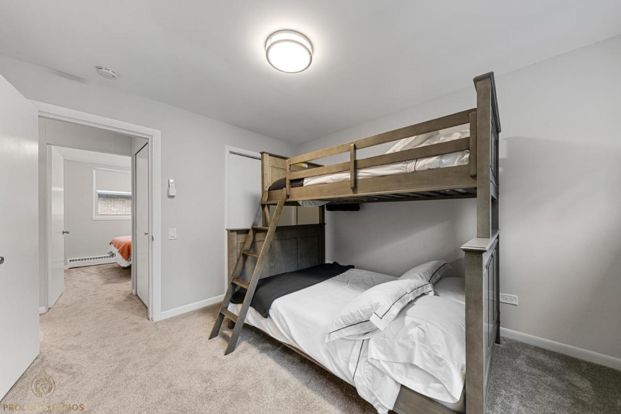 فيلا Northside Famlynest Lincoln Sq 4Br 2Ba 2P Rare Find شيكاغو المظهر الخارجي الصورة