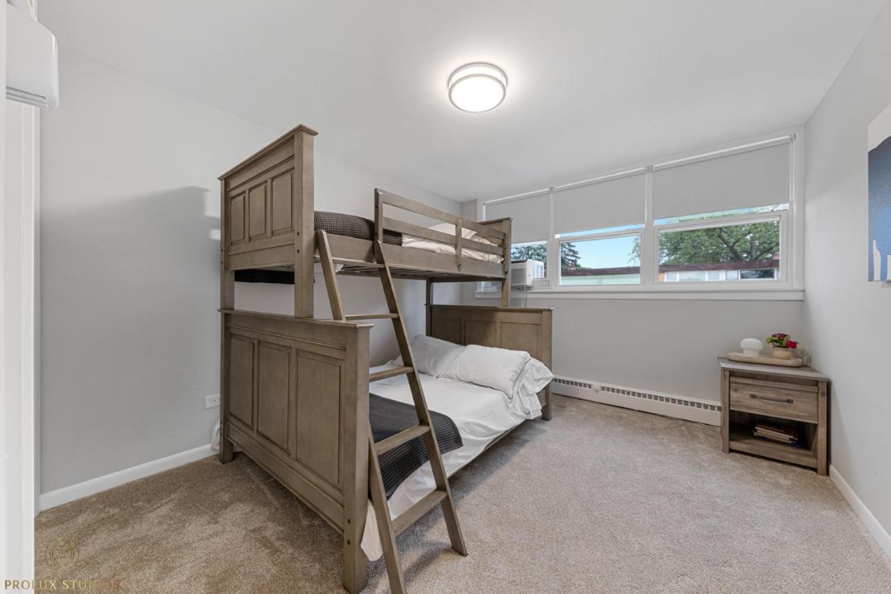 فيلا Northside Famlynest Lincoln Sq 4Br 2Ba 2P Rare Find شيكاغو المظهر الخارجي الصورة