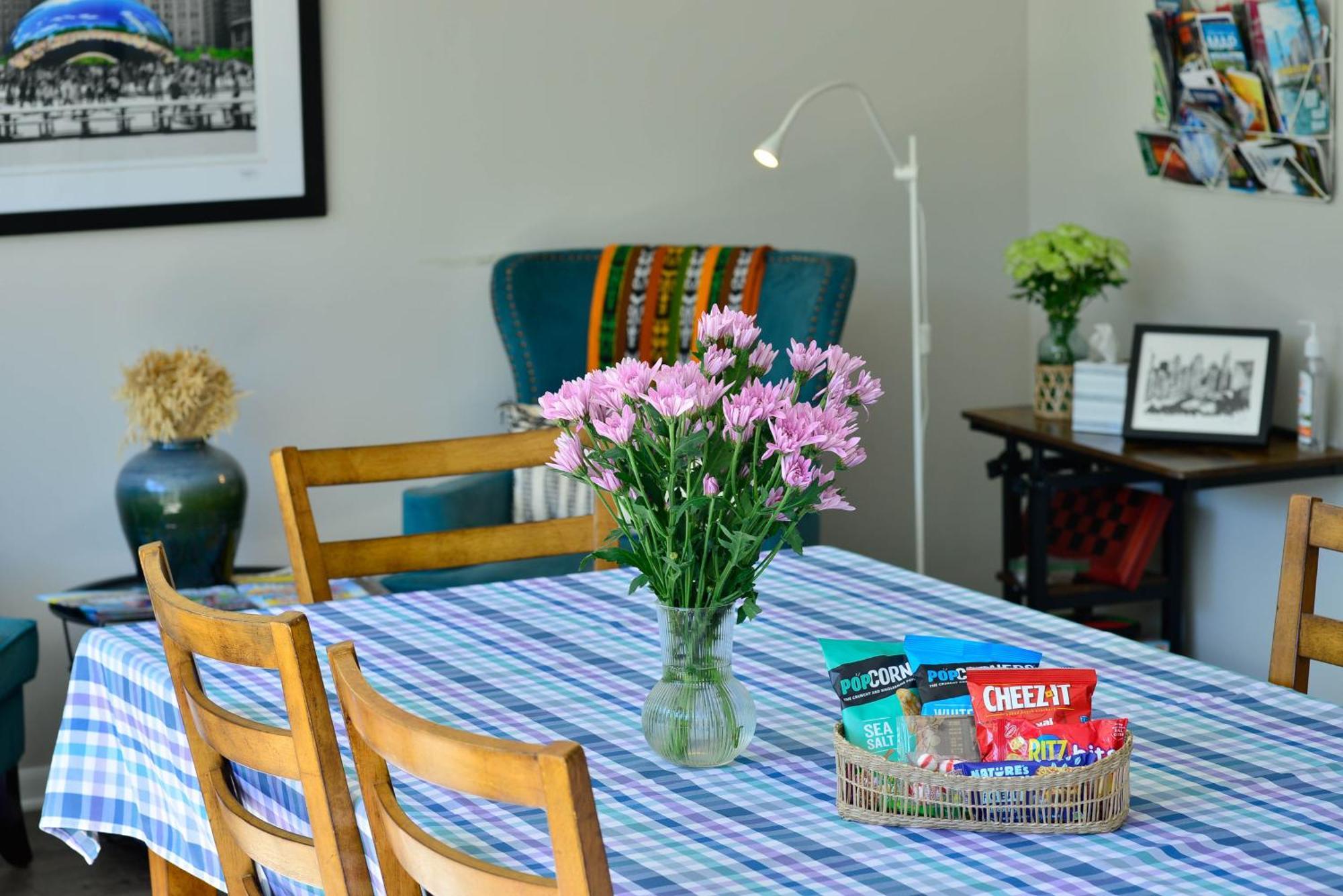 فيلا Northside Famlynest Lincoln Sq 4Br 2Ba 2P Rare Find شيكاغو المظهر الخارجي الصورة
